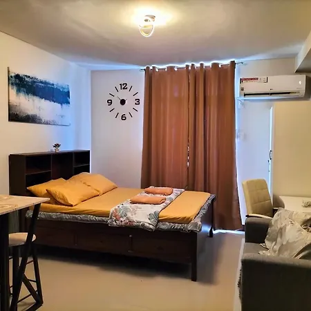 Spacious Minimalist Condo