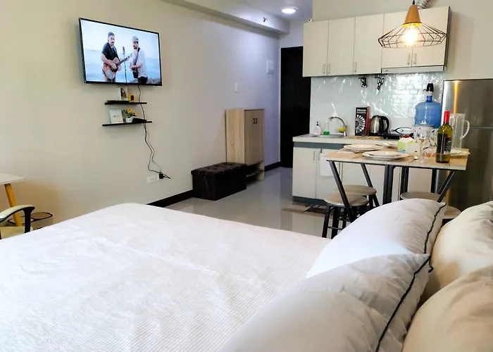 Spacious Minimalist *