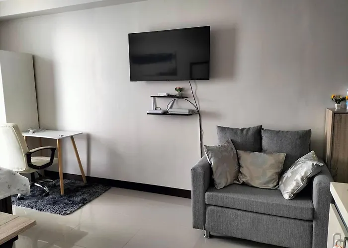 Spacious Minimalist Aparthotel